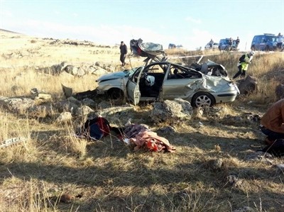 Kayseri`deki Trafik Kazasında Ölü Sayısı 4`e Yükseldi