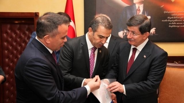 Başbakan Davutoğlu`na Sivas Raporu Verildi