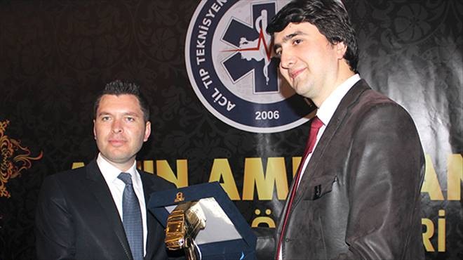 Dr.Şahin Türkiye Birincilik Ödülünü Aldı