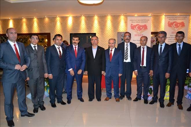 Sivas Ulaş Dernekler Federasyonu (SUDEF) Birlik Beraberlik Gecesi düzenledi.