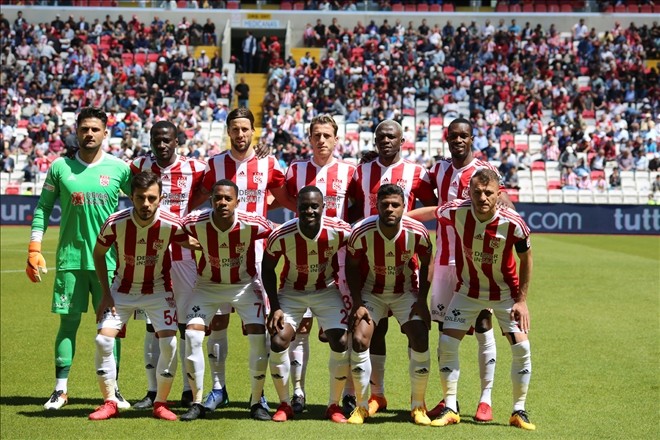 Başakşehir-Sivas maçı Cuma günü