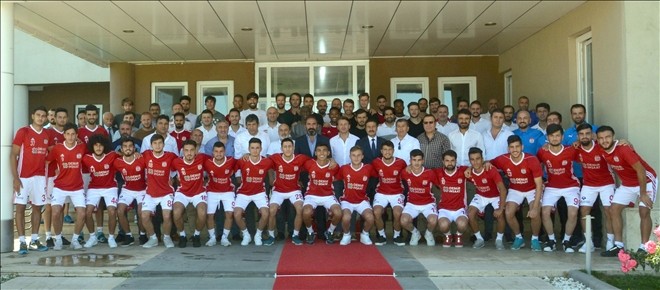 Demir Grup Sivasspor bayramlaştı