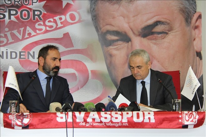Sivasspor, Çalımbay ile sözleşme imzaladı