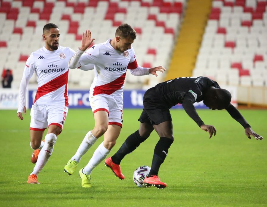 Süper Lig: DG Sivasspor: 0 - FT Anlatyaspor: 0 (Maç sonucu)