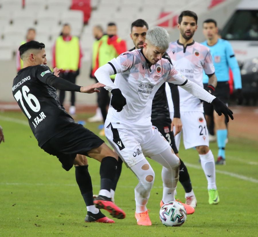  Süper Lig: D.G Sivasspor: 3 - Gençlerbirliği: 1 (Maç sonucu)
