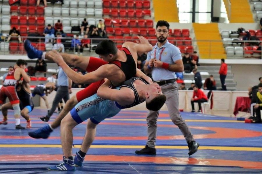 Gençler Türkiye Güreş Şampiyonası, Sivas
