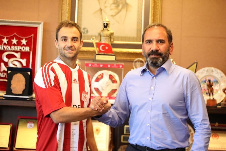  Jorge Felix Sivasspor’a imzayı attı