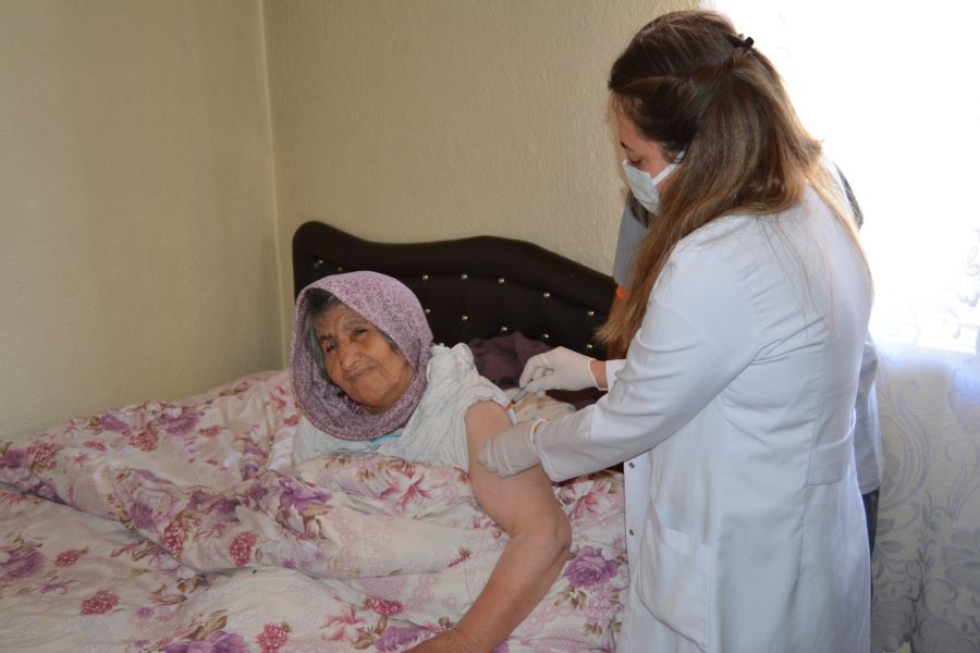 Türkiye’nin en büyük 2. ilinde aşı çalışmaları böyle yürütülüyor