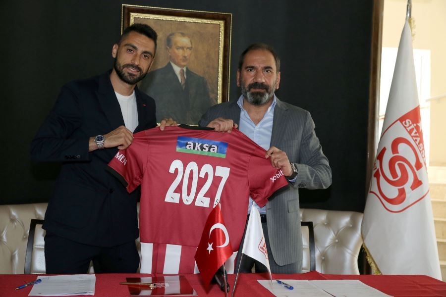 Sivasspor, Uğur Çiftçi ile sözleşme uzattı