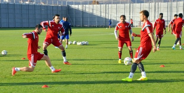 Yiğido Maça Hazırlanıyor