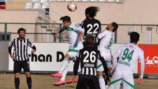 Manisaspor-Sivas Belediyespor: 1-0 (Manisaspor Şampiyon)