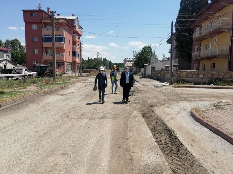 Yıldızeli’nde doğal gaz  çalışmaları devam ediyor