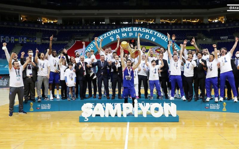 Basketbolda şampiyon Anadolu Efes