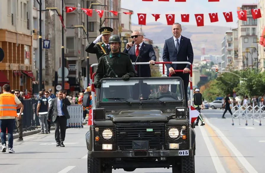 SİVAS’TA 30 AĞUSTOS COŞKUSU