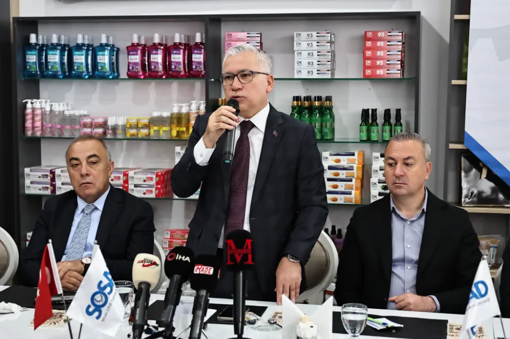 Vali Yılmaz Şimşek Sanayicilerle Bir Araya Geldi