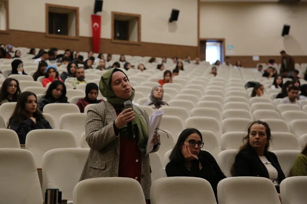SCÜ’de Yurt Dışı Eğitim Fırsatları Masaya Yatırıldı