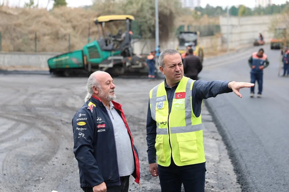 Sivas’ta Türkoğlu Sokak ve Kumlu Tarla Caddesi Asfaltla Yenileniyor