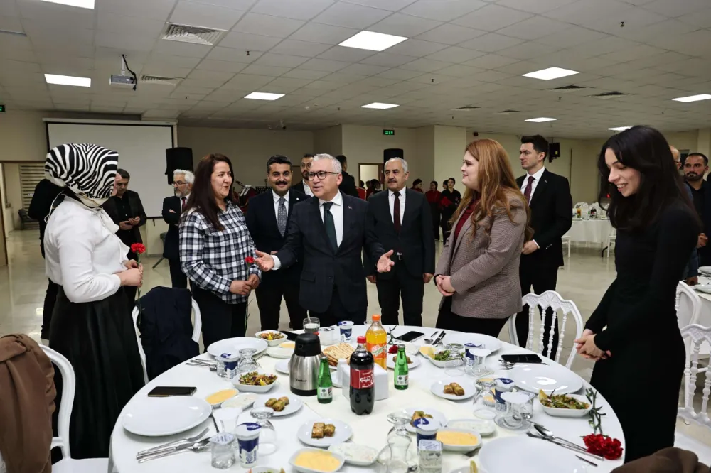 Eğitim camiası buluştu 