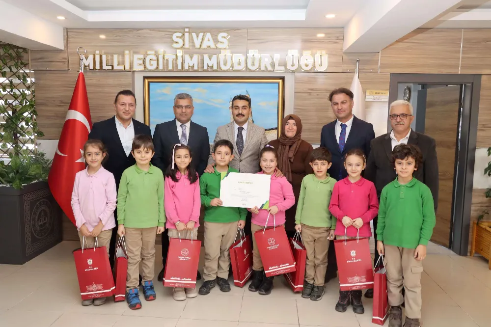 Erdoğan’dan Kızılırmak İlkokulu’na Tebrik Ziyareti