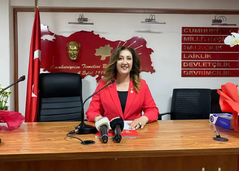 CHP’de Haspolat mumla aranıyor 