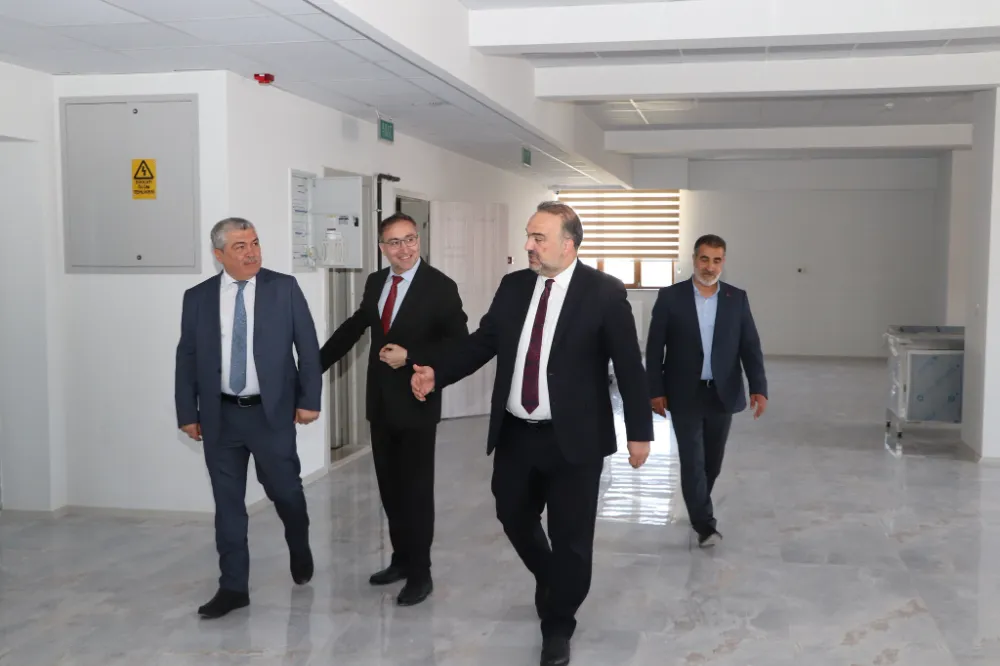 Türkiye Diyanet Vakfı Mütevelli Heyeti Üyesi Kurt Sivas