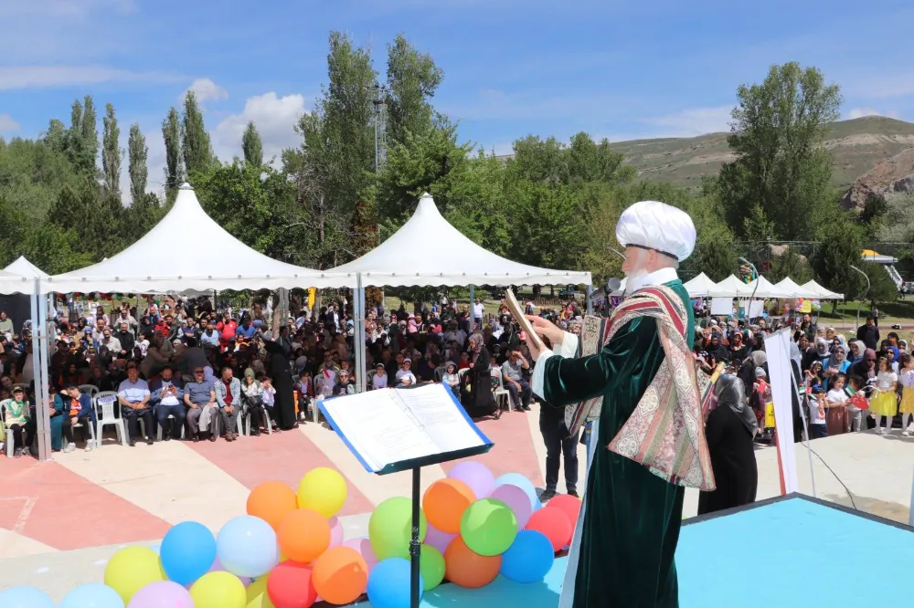 Öğrencilerin sevinç günü 