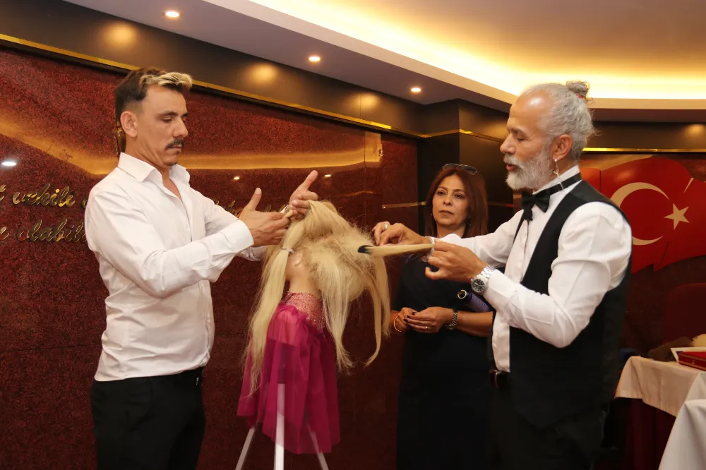 Sivas’ta Kuaförlere Uygulamalı Topuz Eğitimi
