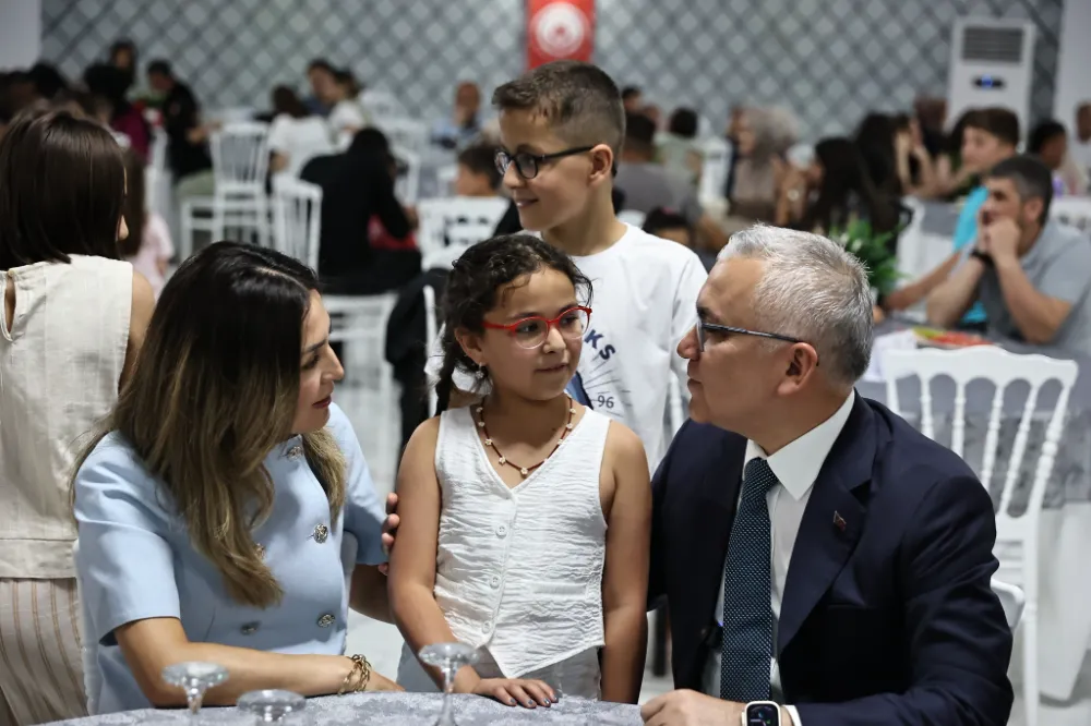 “Aile Yılı” Etkinlikleri Kapsamında Büyük Koruyucu Aile Festivali Düzenlendi