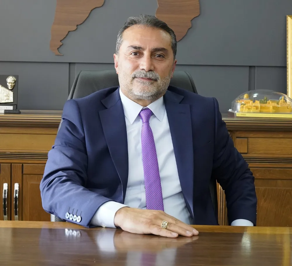“Bayramlar, bizleri birbirimize daha da yakınlaştıran özel günlerdir