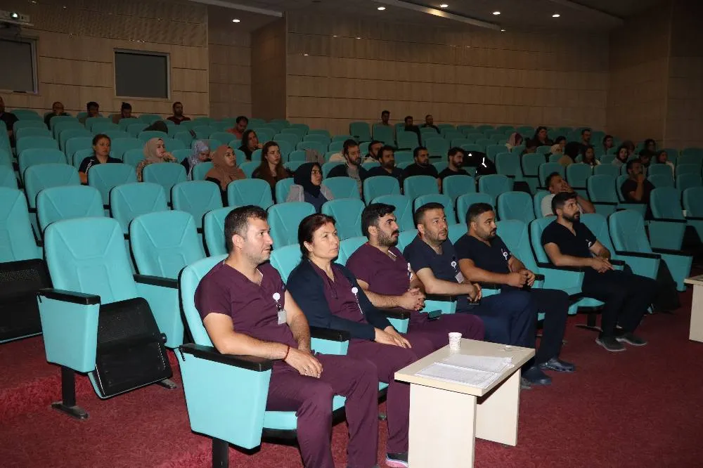 Numune Hastanesi’nde Yoğun Bakım Personeline Eğitim Desteği