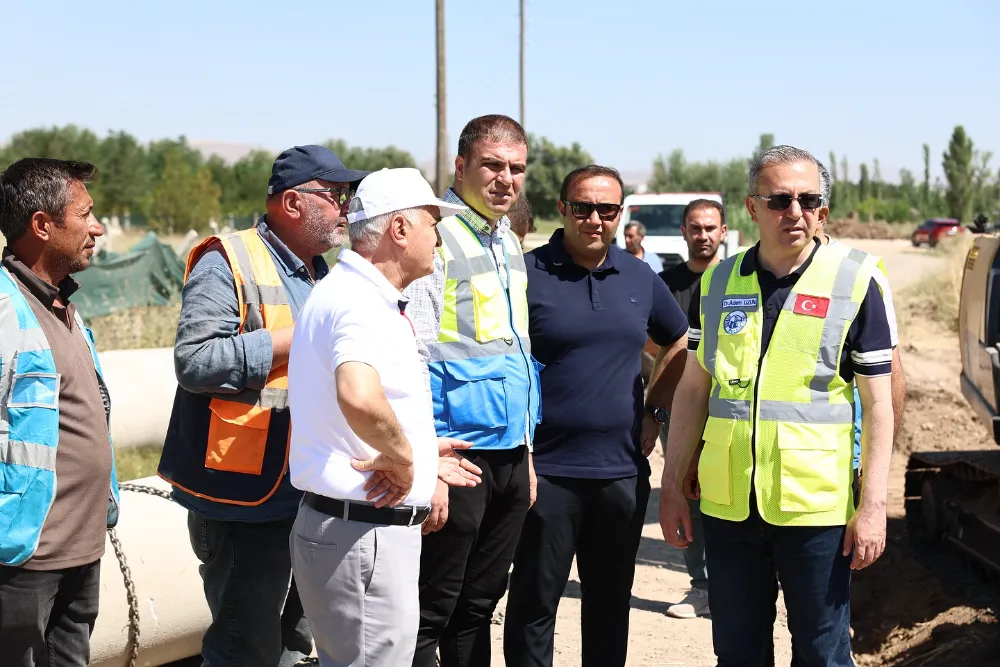 Başkan Uzun’dan Kızılırmak Kanalındaki Palplanş Uygulamasına Yakından İnceleme