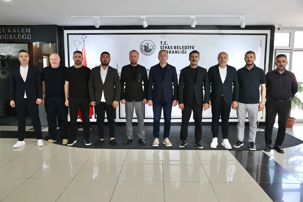 Özçoban, Sivasspor Yönetimiyle Başkan Uzun