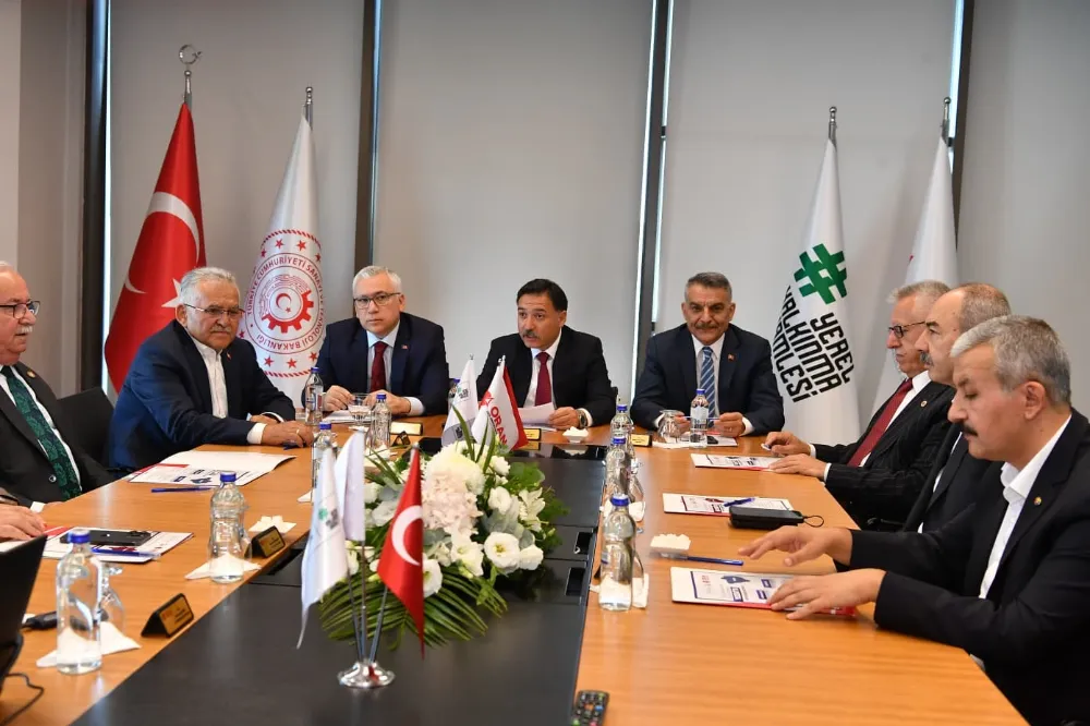 ORAN’da Dönem Başkanlığı Sivas Valisi Yılmaz Şimşek