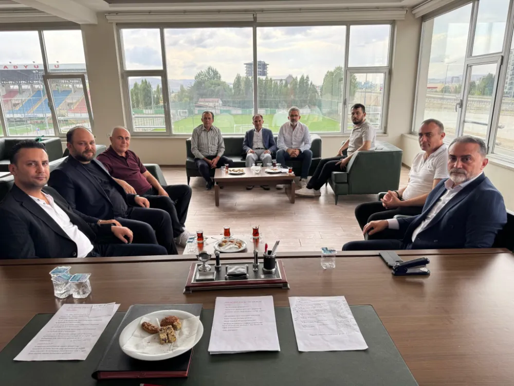 Özbelsan Yönetiminden Sivas Belediye Spor Kulübü