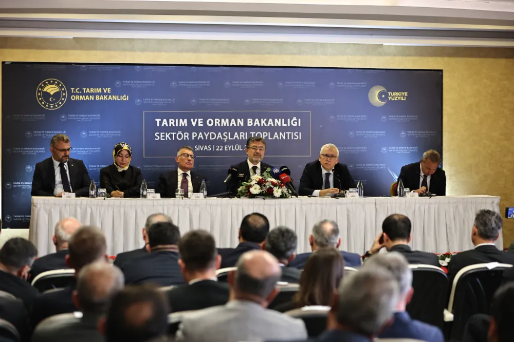 Bakan Yumaklı, Sivas’ta Tarım ve Orman Sektörü Temsilcileriyle Buluştu