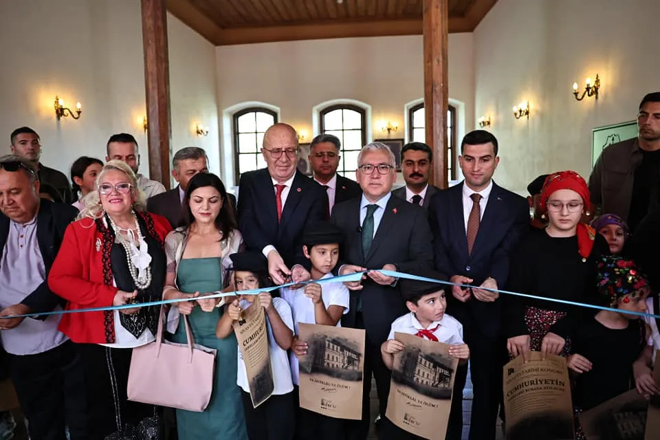 Sivas, 4 Eylül Sivas Kongresi’nin 106. Yılında Kültür ve Tarih Sergileriyle Şenlendi