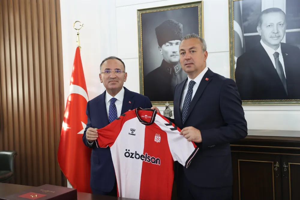 TBMM Başkanvekili Bekir Bozdağ’dan Başkan Adem Uzun’a Ziyaret
