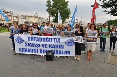  Kesk`li Kadınlar, Ortadoğu`da Kadın Kırımını Durdurun Çağrısı Yaptı